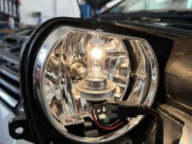 halogen headlight bulb